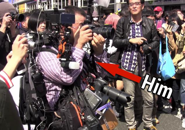 ガンダムかよ 日本のコスプレ会場に現れたハードコアなカメラマンに海外も驚愕 Cab ガンダムかよ 日本のコスプレ会場に現れたハードコアなカメラマンに海外も驚愕 Cab