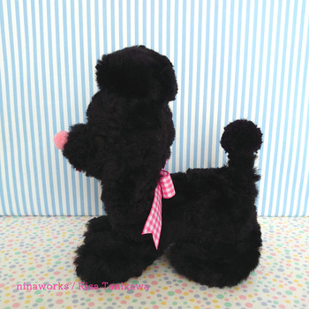 lying_poodle_black2