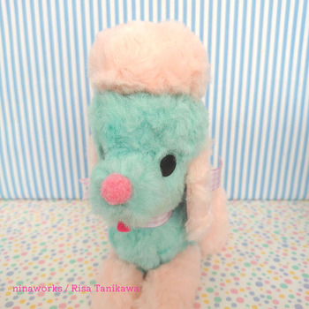 lying_poodle_mint_babypink1