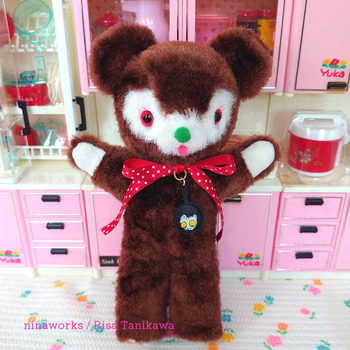 retro_kitchen_bear_blown