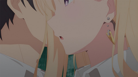 (4)
