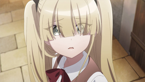 (4)
