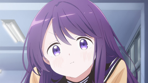 (4)