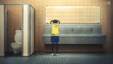 (708)