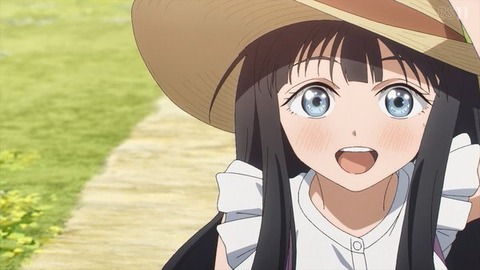(600)