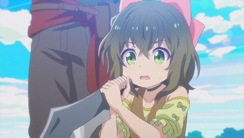 (4)