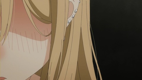 (372)