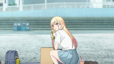(593)