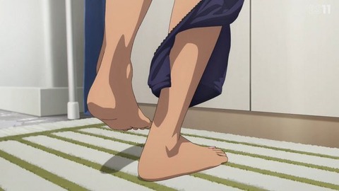 (472)