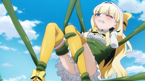 (100)
