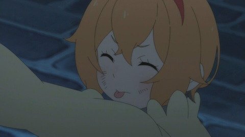 (12)