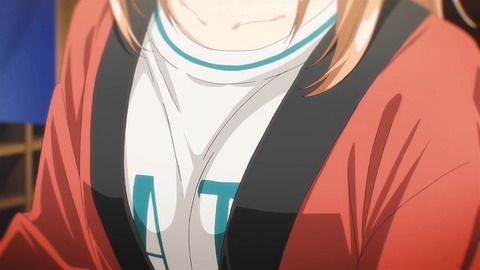(4)