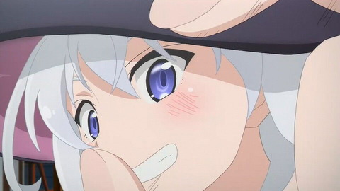(5)