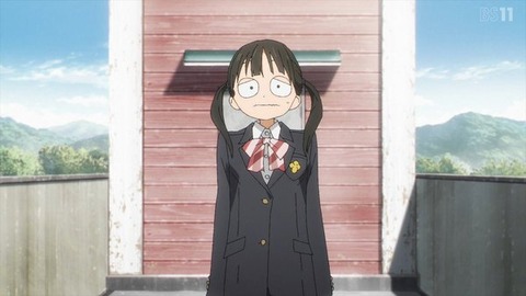 (718)