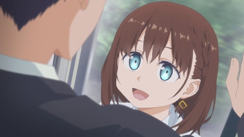 (4)