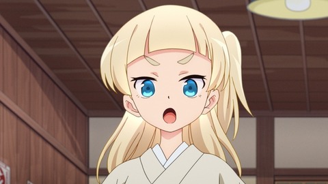 (4)