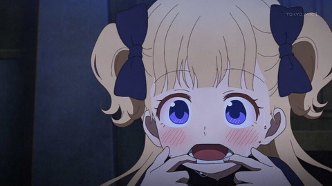 (9)