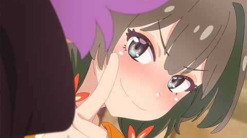 (3)