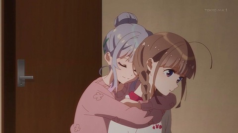 (11)