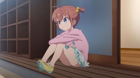 (233)