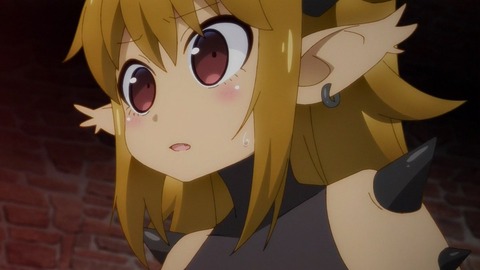 (5)