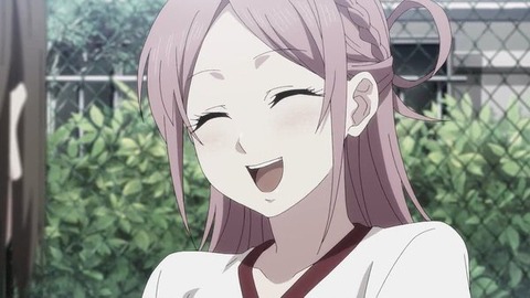 (4)