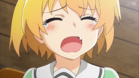 (8)