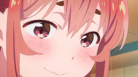 (4)
