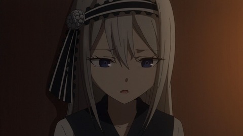 (35)