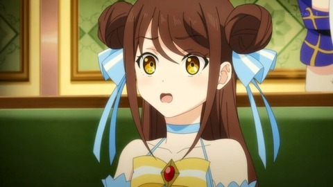 (82)