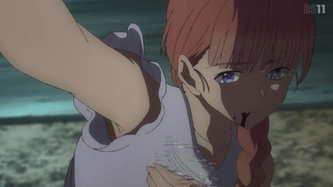 (100)