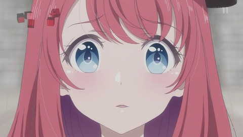 (4)