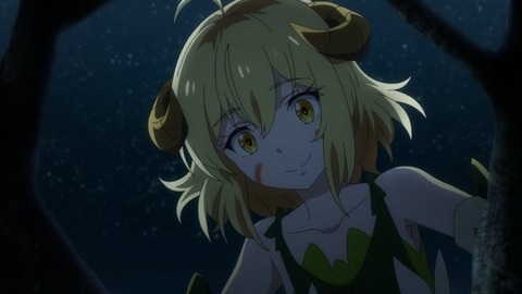(4)