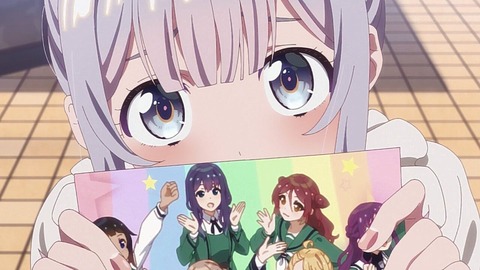 (8)