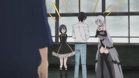 (595)