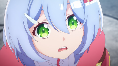 (4)