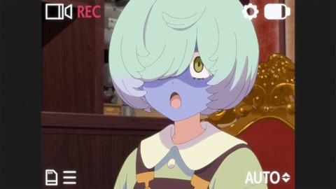 (8)