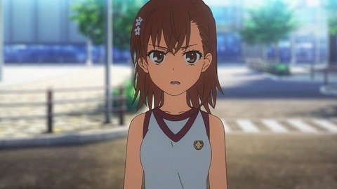 (4)