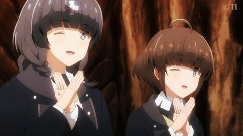 (11)