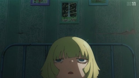 (5)