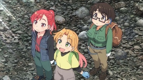 (4)