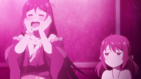(4)