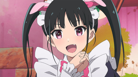 (4)