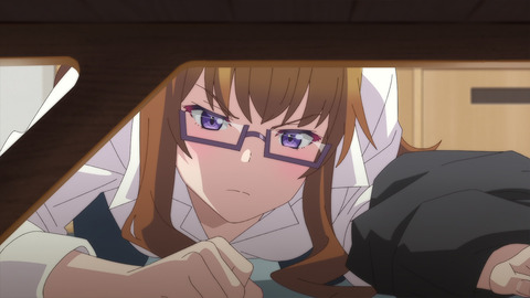 (3)