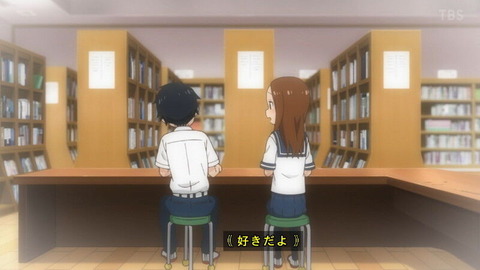 (100)