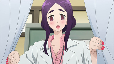(4)