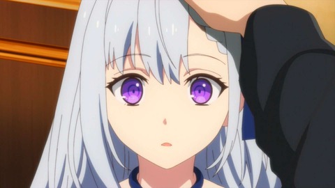 (43)