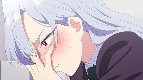 (4)