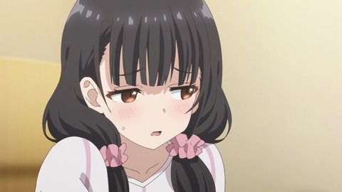 (100)