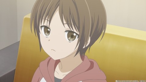 (4)